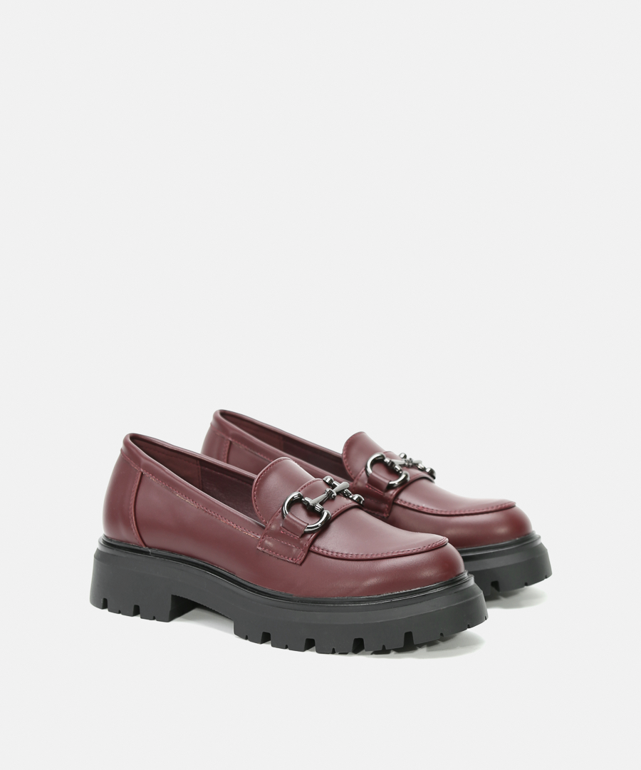 Mocassins bordô detalhe image number null